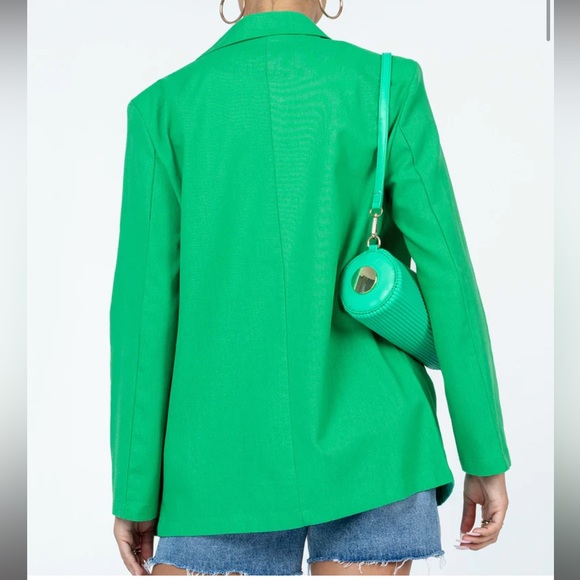 🤍🤍THIS BUT IN WHITE🤍🤍 Princess Polly Lloyd Blazer in White - Picture 4 of 4